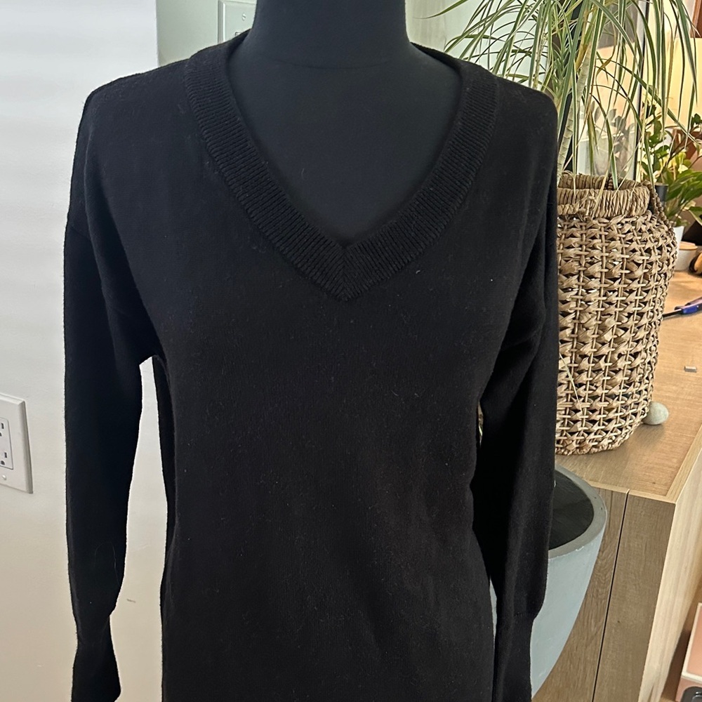 Wilfred by Aritzia Cyprie Black V-Neck Merino Wool Dress with Slit - Size Small - Picture 3 of 11